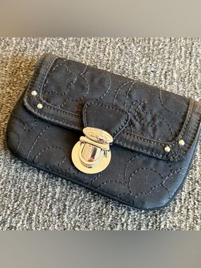 Vera Bradley Flap Id Wallet In Black Quilted Signature Cotton